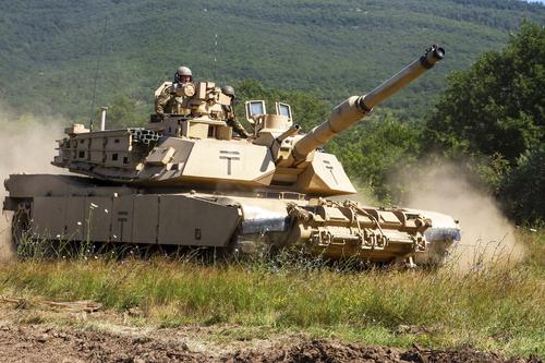 National Interest: американские танки Abrams существенно повысят возможности армии Польши «в остром конфликте с Россией»
