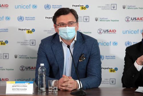 Кулеба ответил на слова Путина о «красных линиях»: Киев сам разберется, что делать в целях безопасности украинцев