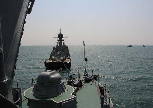 Боевые корабли и суда обеспечения КФл вернулись на базы после учений в открытом море