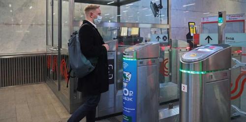 На всех станциях Московского метро запустилась система оплаты проезда по биометрии