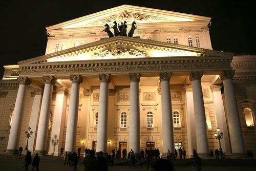 Большой театр в ближайшие дни начнёт пускать зрителей на спектакли по QR-кодам