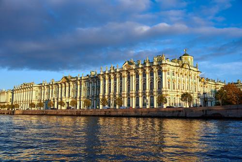 В Санкт-Петербурге ужесточили ограничения по коронавирусу с 30 октября по 7 ноября