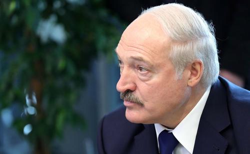 Лукашенко пригрозил остановить транзит газа из РФ, если Польша закроет границу