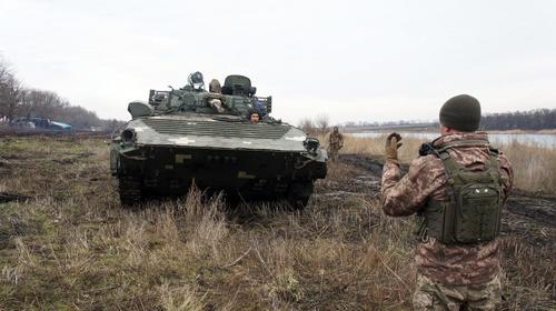Портал Avia.pro: армия Украины перебросила в Донбасс танковый батальон и, возможно, готовит атаку на ДНР 