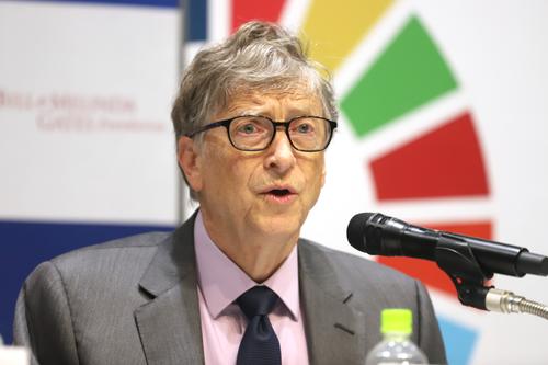 Гейтс предположил, что острая фаза пандемии закончится в 2022 году 