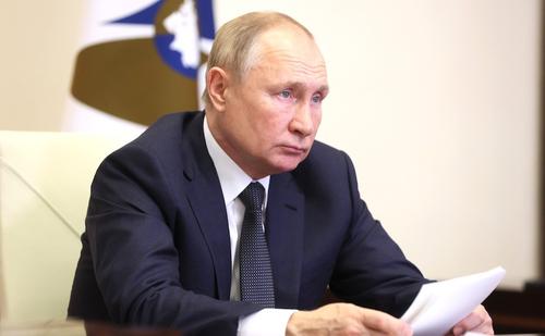 Путин поручил Минюсту и Генпрокуратуре до 1 июня подготовить меры по предотвращению издевательств в колониях