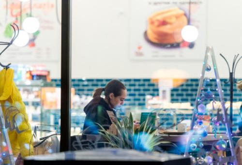 С завтрашнего дня южноуральцы могут ходить в кафе и