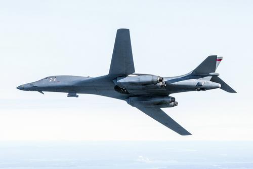 Портал Avia.pro: США направили два ядерных бомбардировщика к восточным границам России в преддверии переговоров Москвы и НАТО 