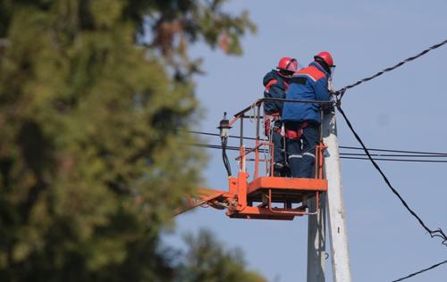 За минувший год на юго-западе Краснодарского края энергетики подключили 6700 новых потребителей