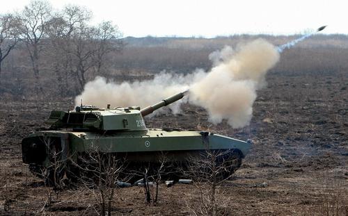 Avia.pro: военные ВСУ могут попытаться посеять панику в столице ДНР с помощью ударов из гаубицы, пригнанной к аэропорту Донецка