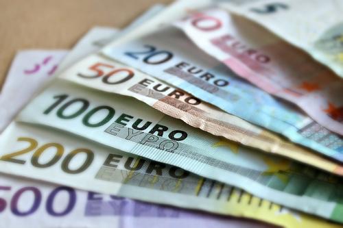 В Германии главу МИД  Анналену Бербок подозревают в незаконном получении «COVID - премии»  в размере 1,5 тысячи евро