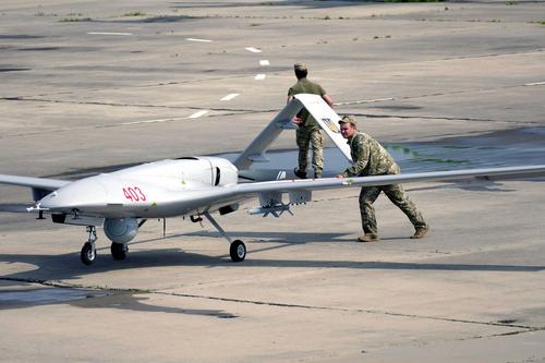 Сайт Avia.pro: украинский дрон Bayraktar TB2 приблизился к границе России на расстояние 200 метров
