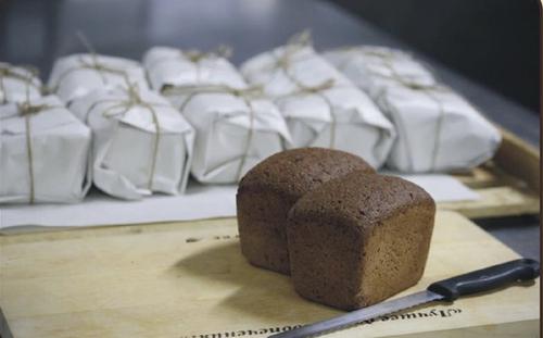В Геленджике к годовщине освобождения Ленинграда выпустили «блокадный хлеб» по цене 52 рубля за 125 граммов