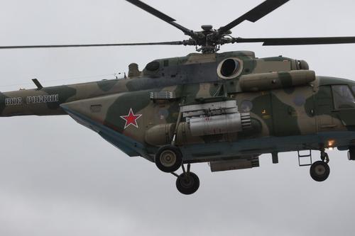 Источник в экстренных службах: при жесткой посадке Ми-8 под Ульяновском погиб бортовой техник