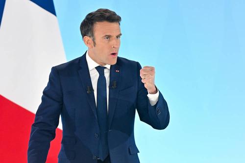Макрон набрал 27,84 процента голосов по итогам первого тура президентских выборов во Франции