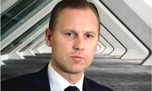 Латвийский политик Алдис Гобземс решил отомстить коллегам