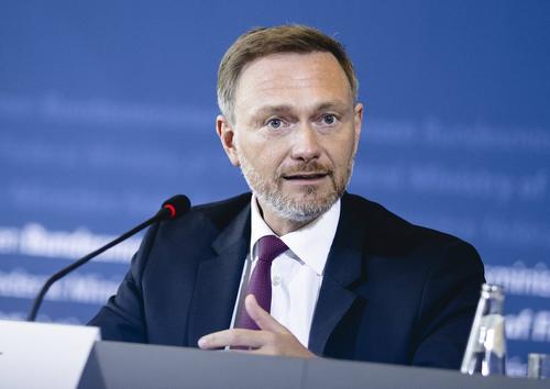 Министр финансов ФРГ Линднер: Германия открыта для обсуждения эмбарго на нефть из России