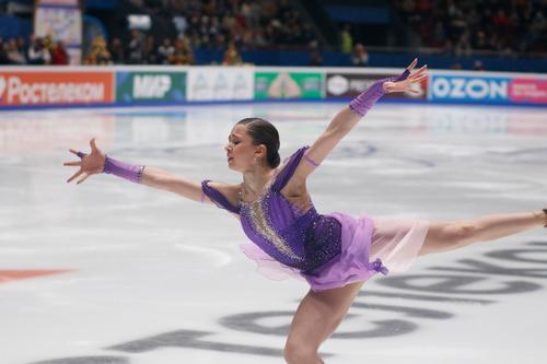 Почему возрастной ценз фигуристок повышают до 17 лет