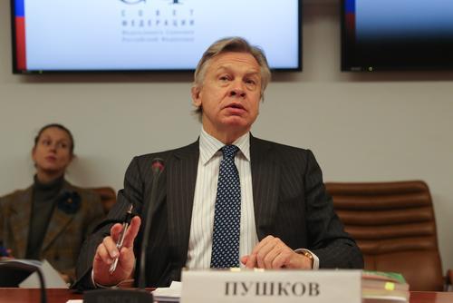 Сенатор Пушков выразил мнение, что в случае отказа от российской нефти Германия заплатит «немалую цену»