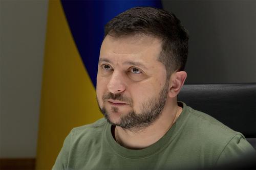 Зеленский заявил, что численность украинских войск составляет 700 тысяч человек