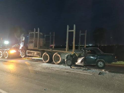 Водитель ВАЗ и двое его пассажиров погибли в результате ДТП на трассе в Красноярском крае