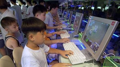 Китайским подросткам и детям запретили проводить стримы в Интернете
