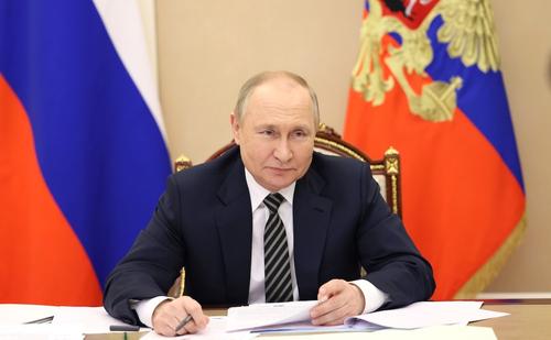 Путин подписал указ о создании в России Фонда пенсионного и социального страхования