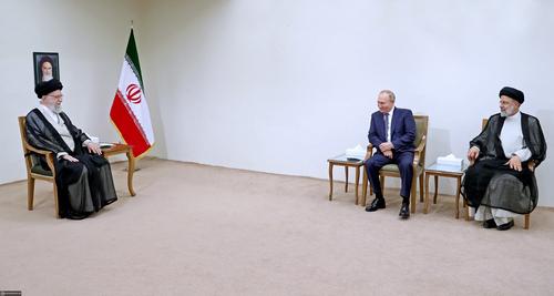 Помощник президента РФ Ушаков: Путин не обсуждал покупку иранских беспилотников ни с Раиси, ни с Хаменеи
