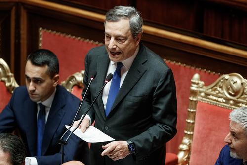 Сенат парламента Италии проголосовал за доверие премьер-министру Марио Драги