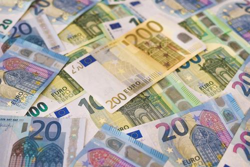 Аналитик Пелешенко выразил мнение, что евро скоро окрепнет, а экономика ЕС – нет
