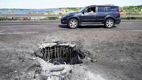 Стремоусов: на время ремонта Антоновского моста через Днепр пустят паром