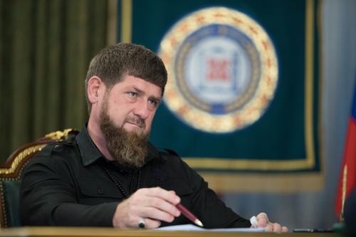 Кадыров рассказал, что Путин наградил его орденом Александра Невского - за вклад в развитие Чечни