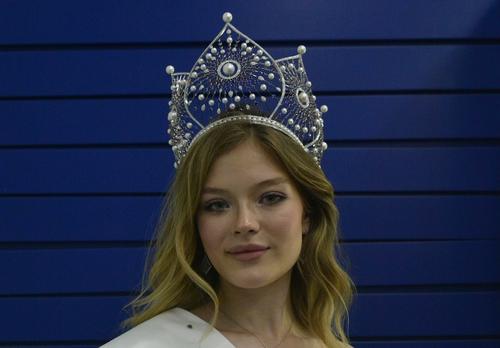 Украинская сторона призвала отстранить россиянку Линникову от участия в конкурсе красоты «Мисс Вселенная»