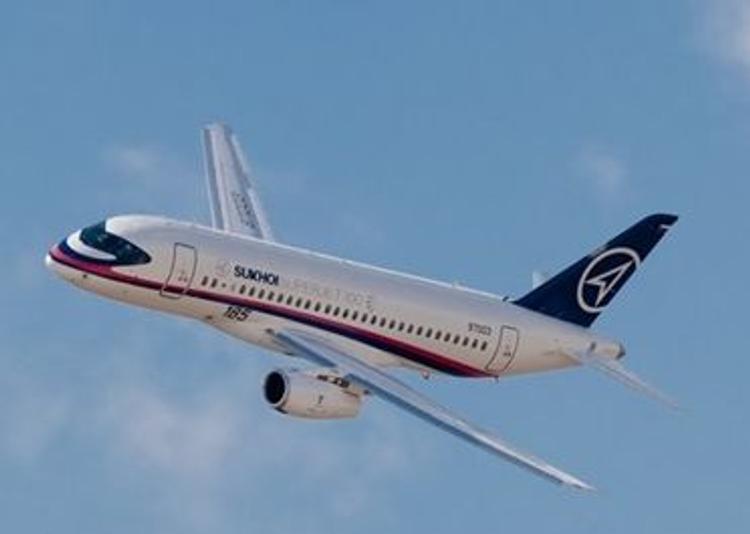 ФСБ и МЧС пересадят на дешевенький Sukhoi Superjet 100