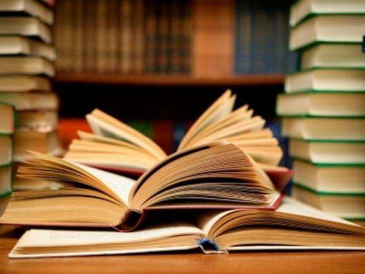 Названа десятка самых популярных книг 2013 года