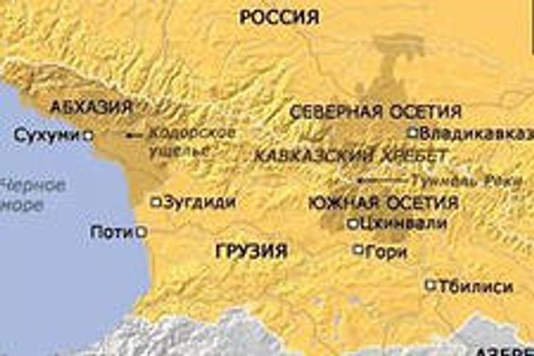 В Сухуми начался штурм здания администрации президента