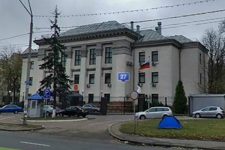 Посольство России в Киеве будет располагаться на проспекте Степана Бандеры?