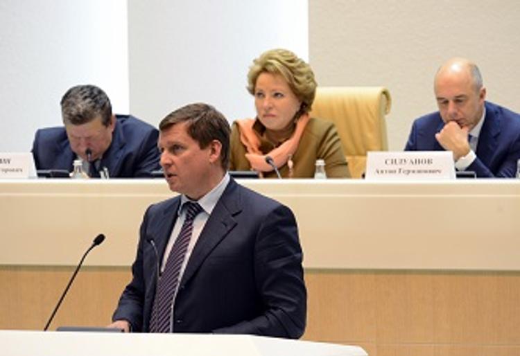 Спикер тверского ЗакСобрания выступил на парламентских слушаниях в СФ