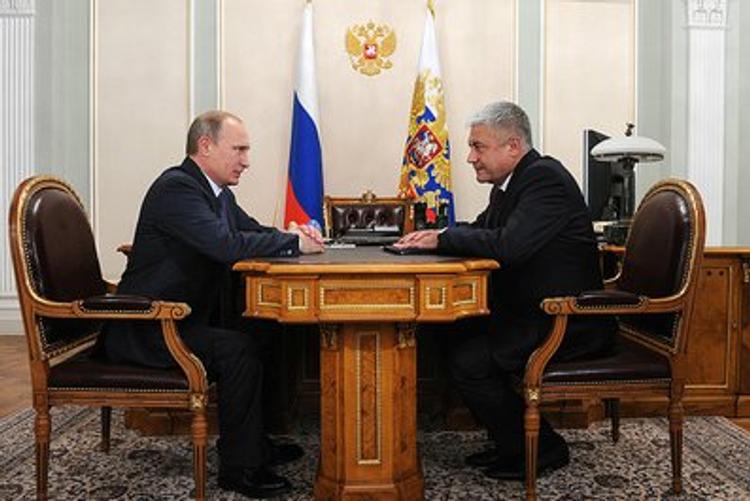 Путин поздравил Колокольцева с раскрытием громких дел