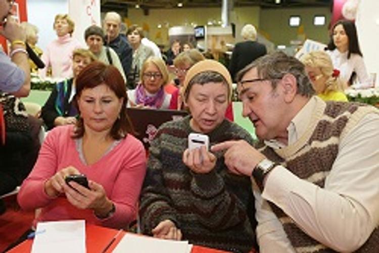 Москвичи передают свои гаджеты нуждающимся