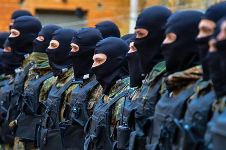 Черногорские курорты готовятся принять украинских боевиков