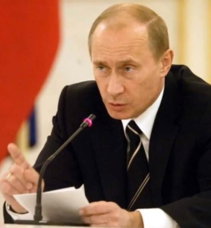 Владимир Путин дал правительству поручения по развитию сферы образования