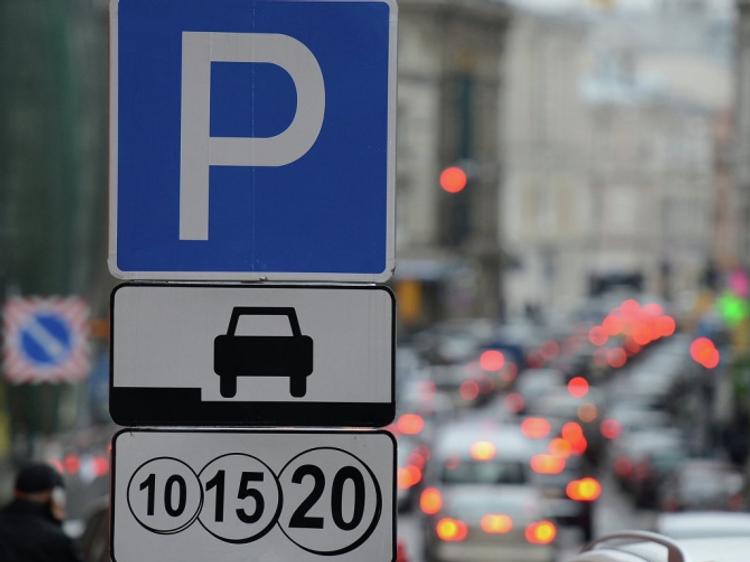В Москве опять недосчитались парковок