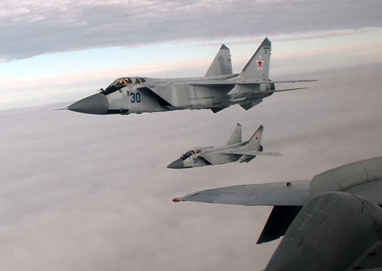 Лётчики на МиГ-31БМ установили рекорд по длительности беспосадочного перелёта