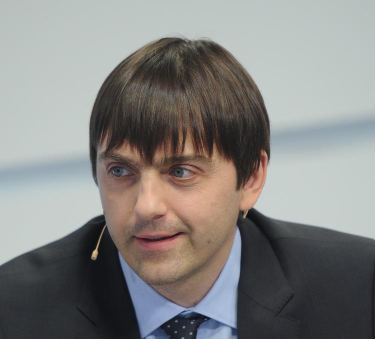 Рособрнадзор объяснил, почему ученикам не хватило бланков на ЕГЭ по литературе