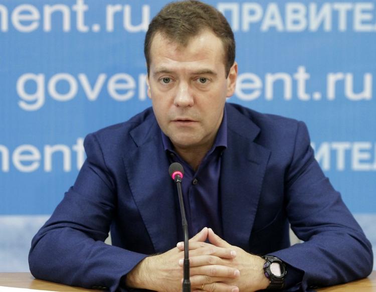 Песков прокомментировал заявления Навального о доходах Медведева