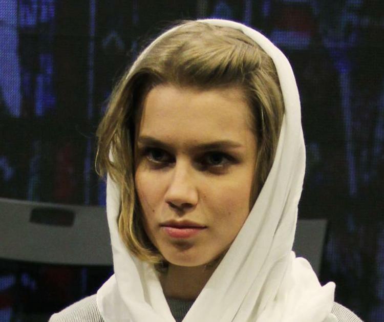 Звезда сериала "Папины дочки" дает советы по воспитанию детей