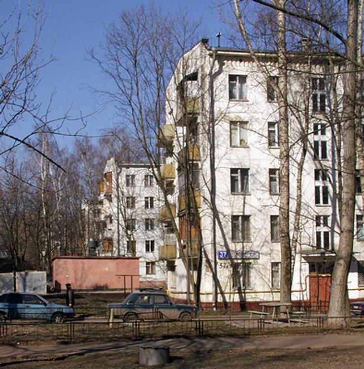 Мошенница обманом завладела квартирой соседки-пенсионерки