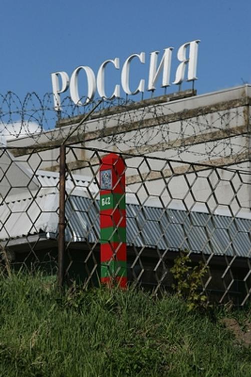 Сегодня Литва должна начать строительство забора на границе с Россией