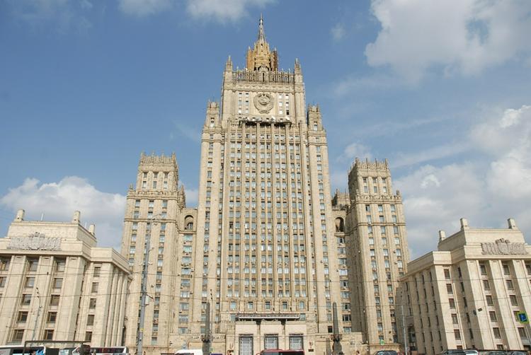 МИД РФ увидел в санкционном законе США «недальновидную и опасную линию»